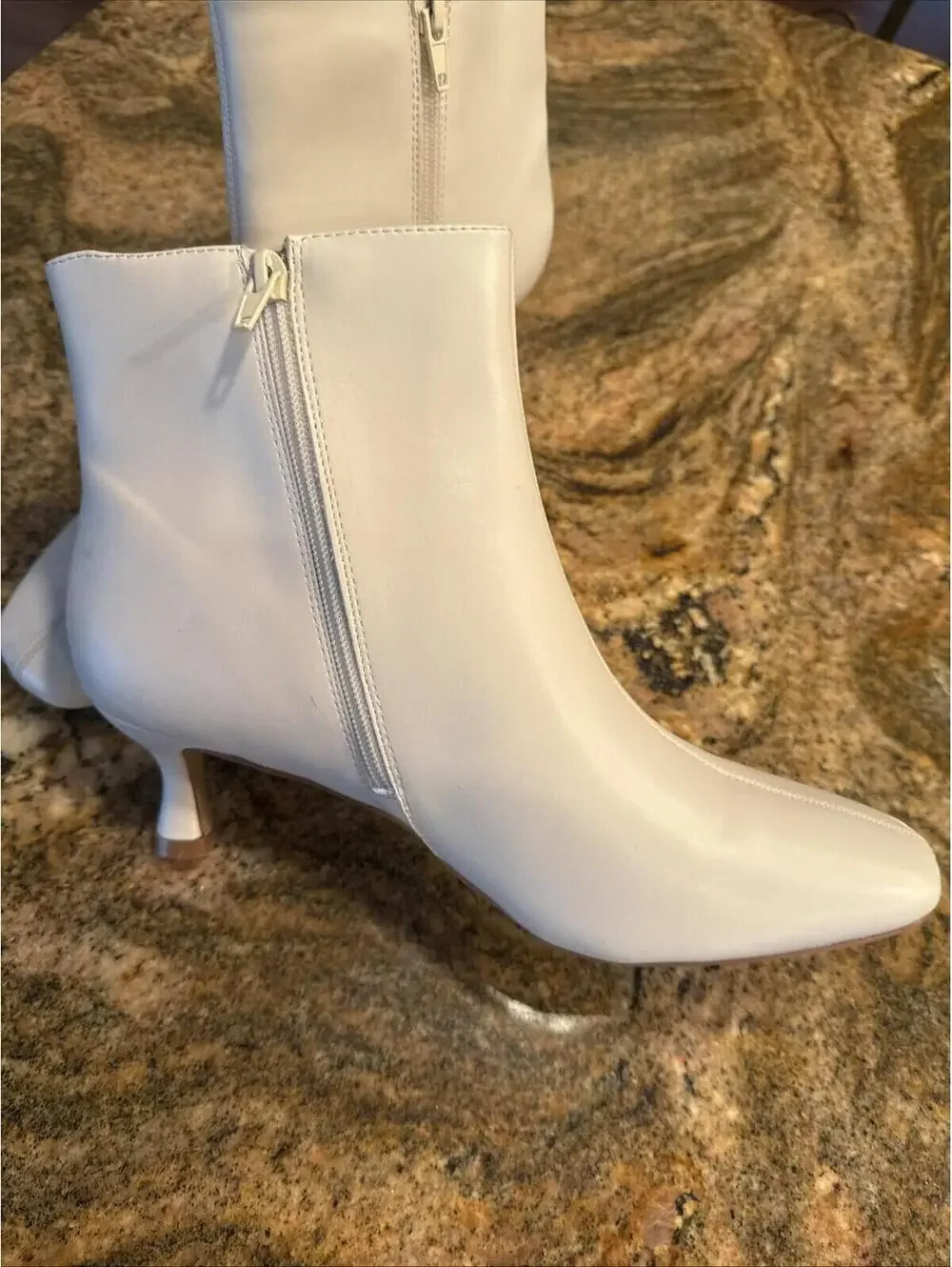 Journee Collection White Booties Size 10 Man Made Material
